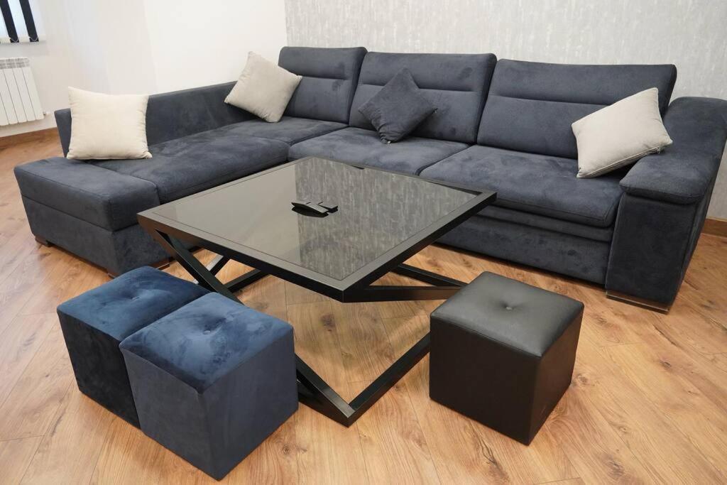 Lovely, Newly Remodeled Apartment In Yerevan! Exteriör bild